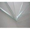 廠家直銷，供應(yīng)6mm超白玻璃，質(zhì)量高、信譽好、品種全。